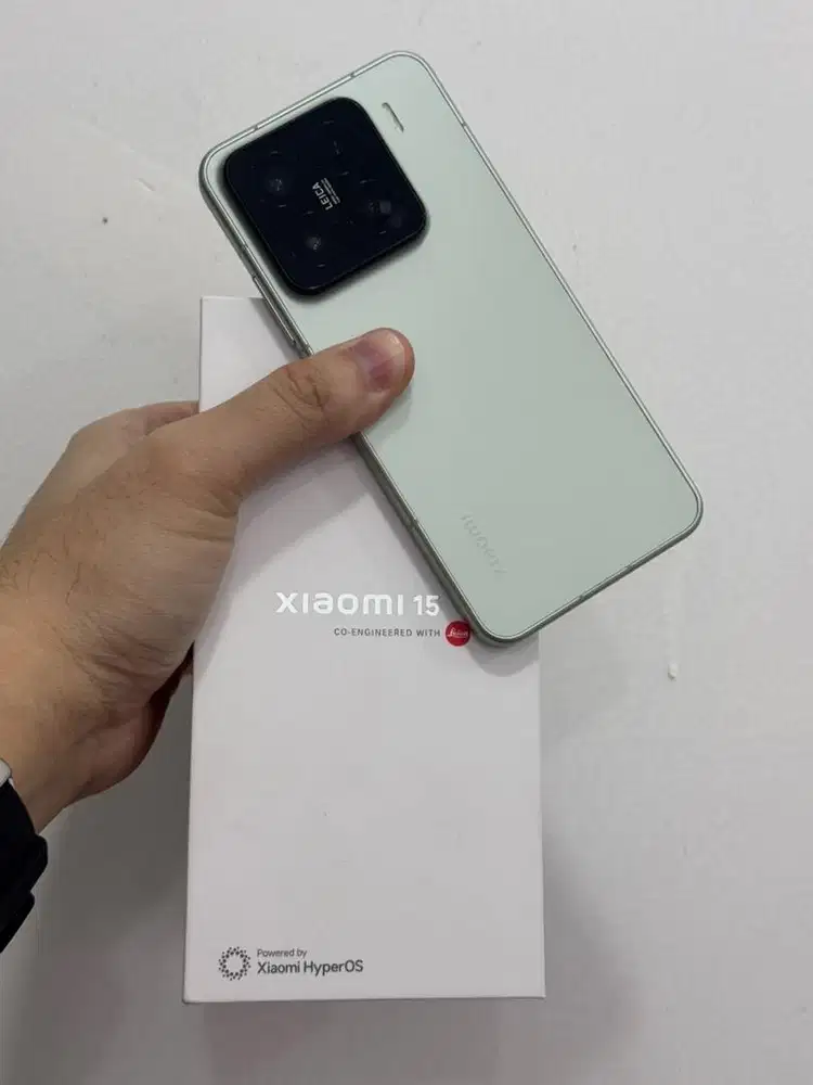 Xiaomi 15 Green 12/512Gb