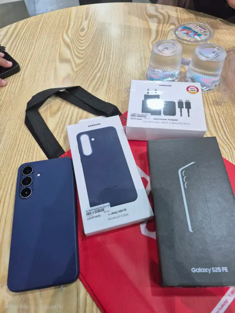 Rp.9,9 . 8/512GB
Samsung S25 FE
 UNIT NEW,SEGEL,RESMI SEIN ‼️