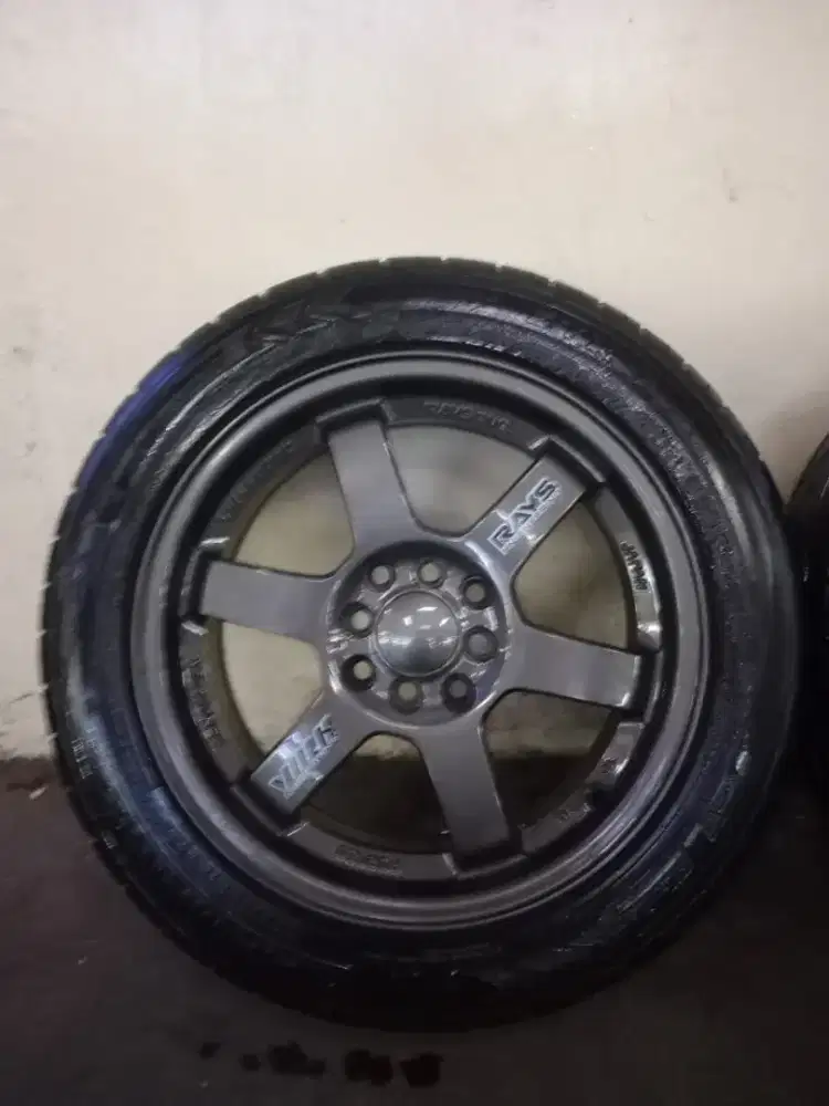 Dijual Cepat Velk dan Ban TE37 R16 1 Set msh baru