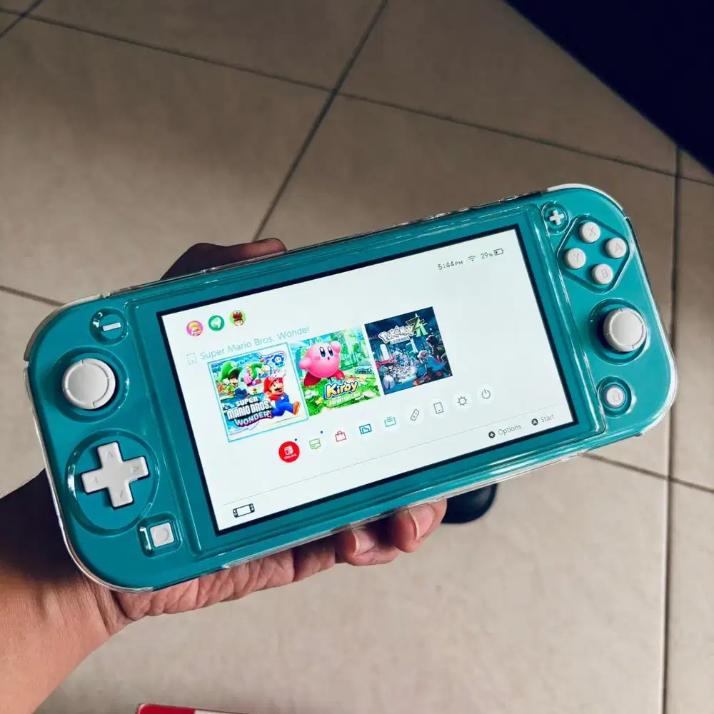 Nintendo Switch Lite 2025 Bonus Game