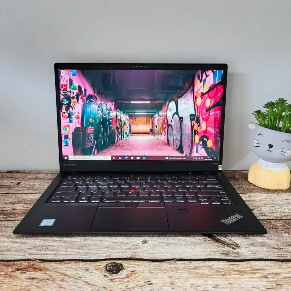 Laptop Bekas THINKPAD X1 CARBON/Core i7-7600U/RAM 16 GB