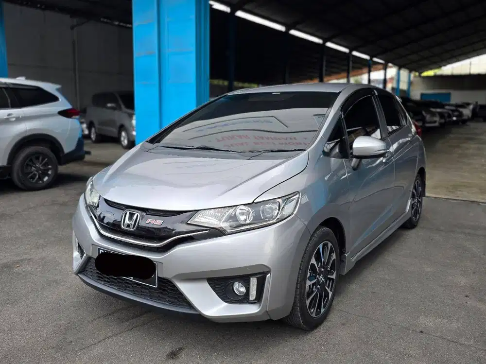 (TDP 23 JUTA) Honda Jazz 1.5 RS Manual 2016