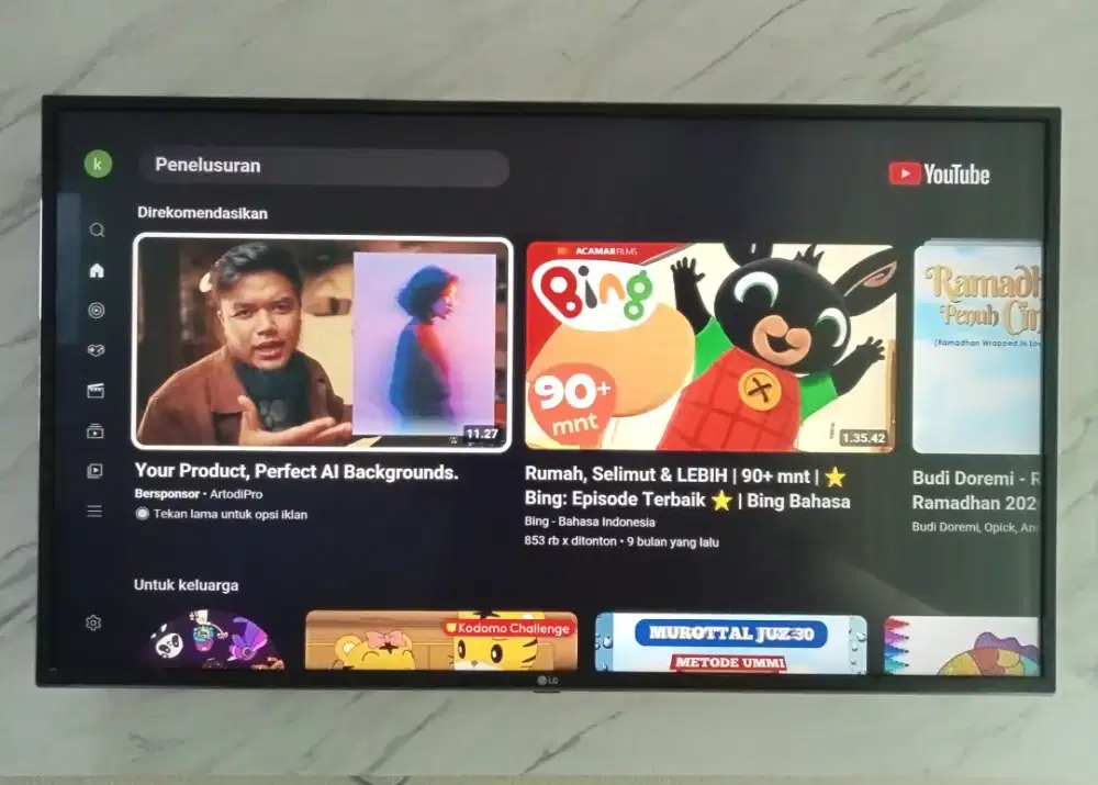 SMART TV UHD 4K MERK LG 42 Inc Normal, Mulus, Jernih