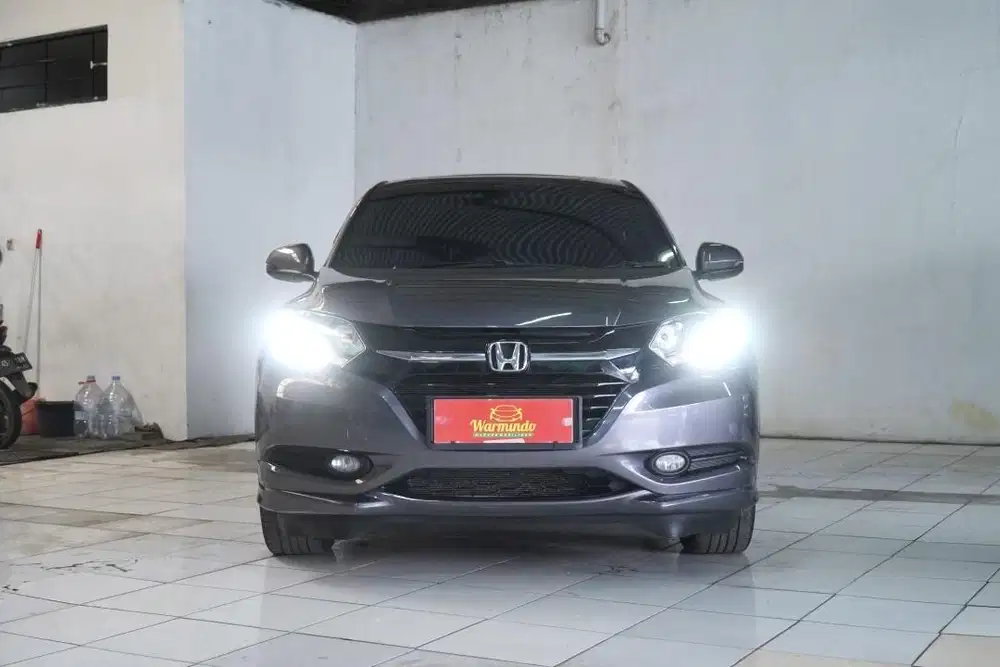 Honda HRV 1.8 Prestige CVT tahun 2016 Abu abu grey HR-V Matic AT