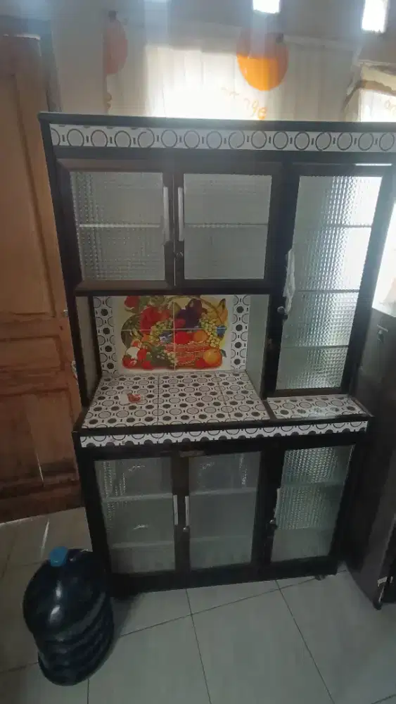 PERABOTAN KULKAS, RAK PIRING, KASUR