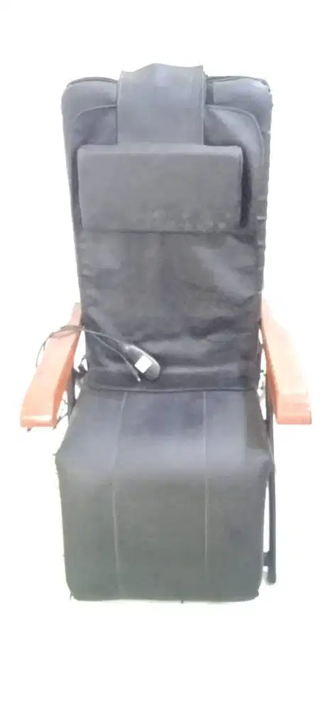 Kursi Pijat Elektrik Waki