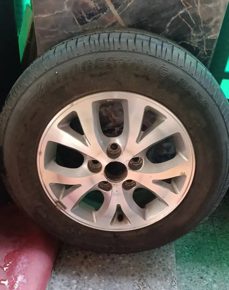 Velg ori innova r15