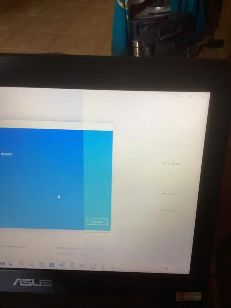 Asus a456u lcd kanan kena