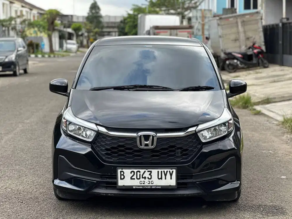 Brio E CVT 2024 Crystal Black Pearl