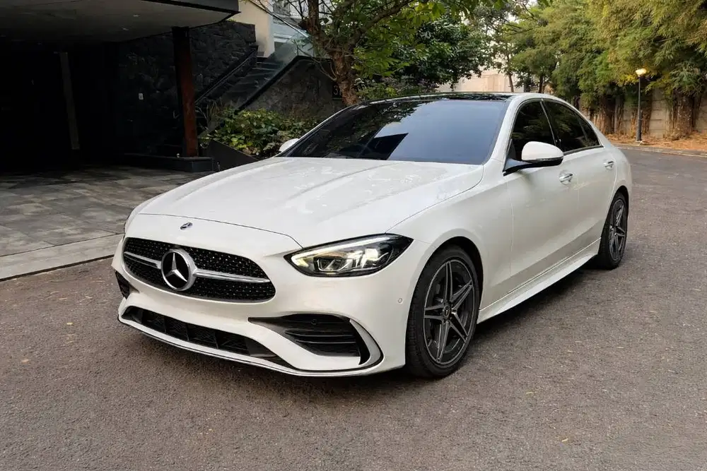 2022 MERCEDES BENZ C300 AMG PACKAGE (POLAR WHITE -PUTIH)