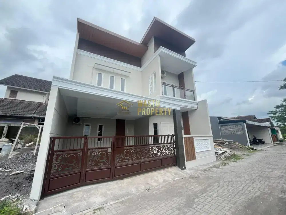 RUMAH 2 LANTAI TERBAIK DI PURWOMARTANI, SIAP HUNI