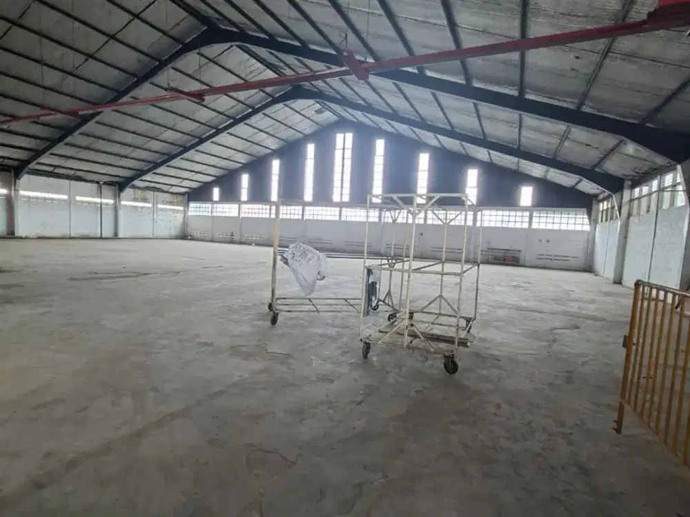 Gudang Bersama 2 Lantai Strategis di Cigondewah