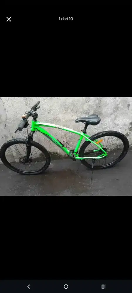 Sepeda-sepeda gunung