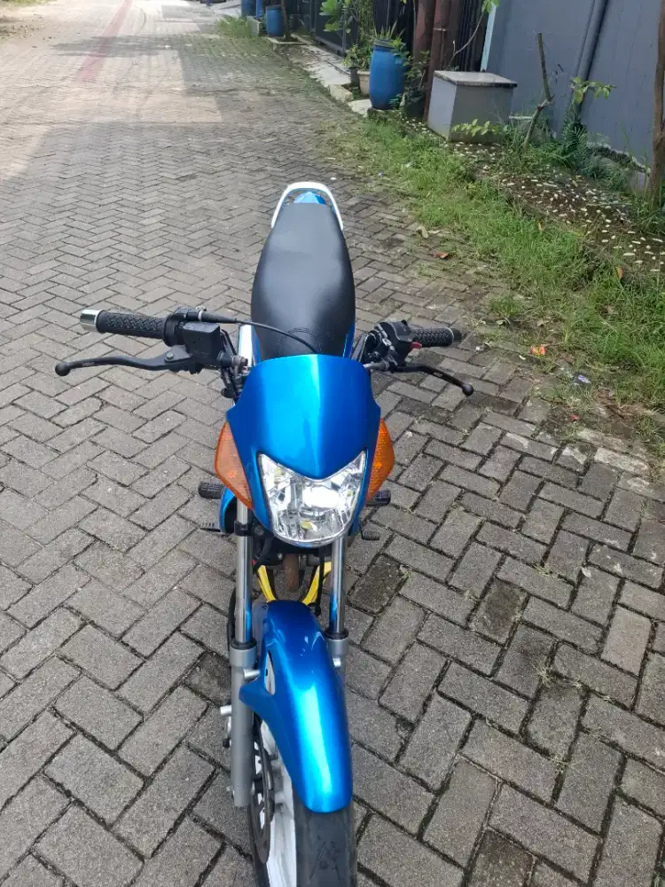 Sonic RS CBU 125 tahun 2001