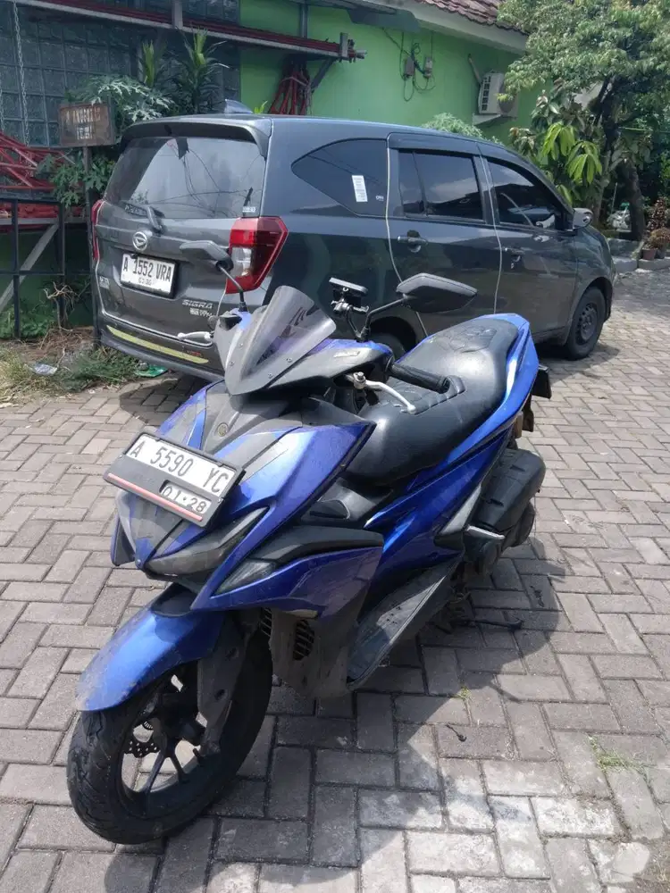 Yamaha Aerox GP (R) 2017 Biru | Mesin Sehat | CVT Baru | Harga 14 JT