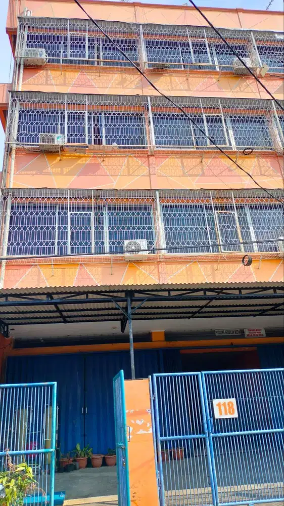 Dijual Ruko 3 Gandeng, kost- kost an Hayam Wuruk