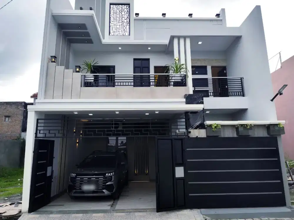 Dijual Cepat Rumah Mewah Minimalis Lokasi Banjarsari,Solo Luas 144m2 BU!!