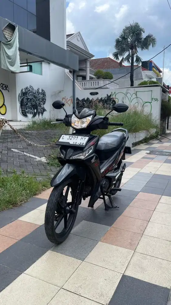 DIJUAL SUPRA X 125 CW FI 2018