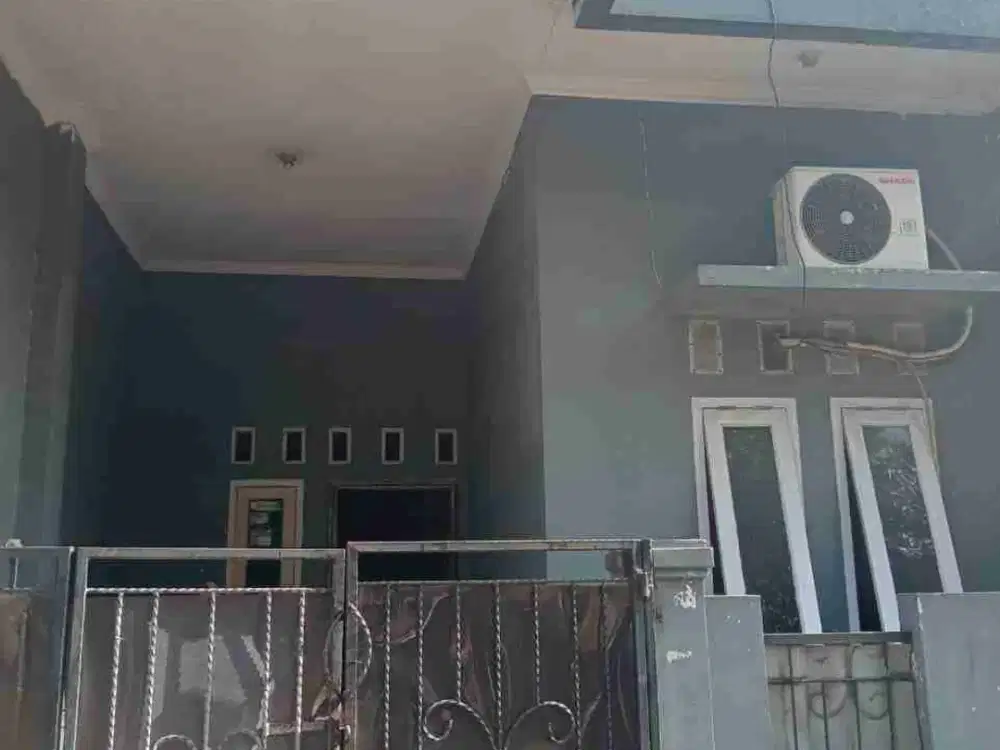 Rumah  mungil siap huni di Mutiara Gading Timur, Bekasi