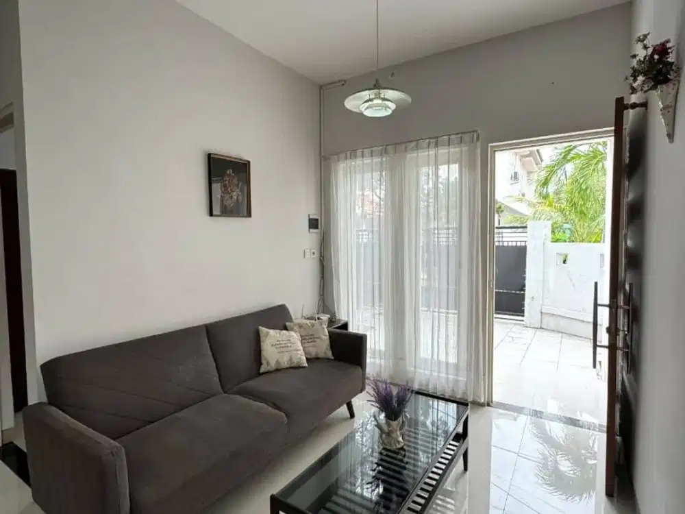 Jual Cepat Rumah Wisma Mukti Klampis Semolo Surabaya – Lokasi Strategis & Siap Huni