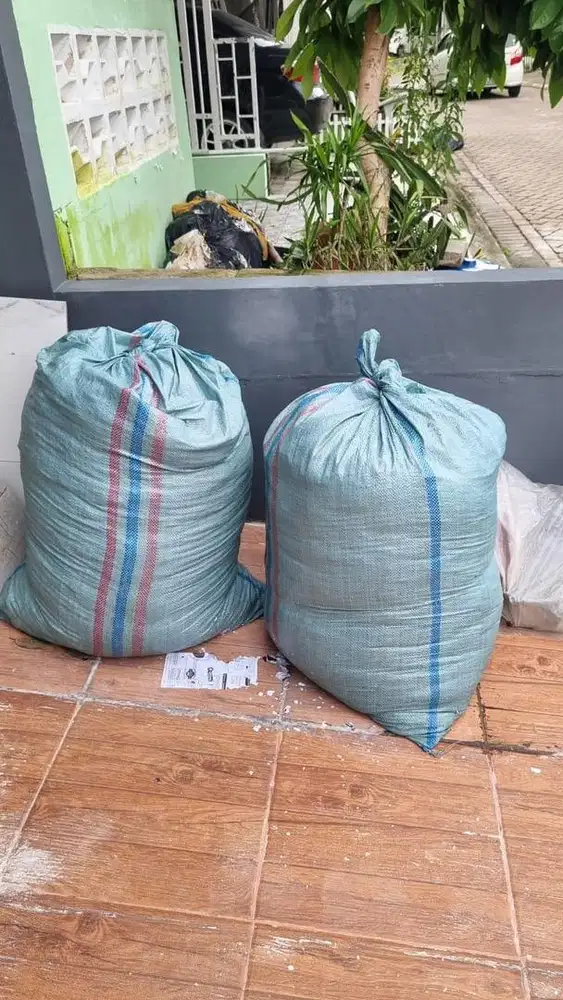 Pasir 2 Karung besar