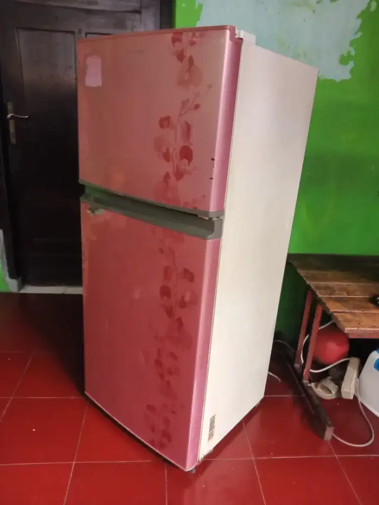 Kulkas SHARP 2 pintu