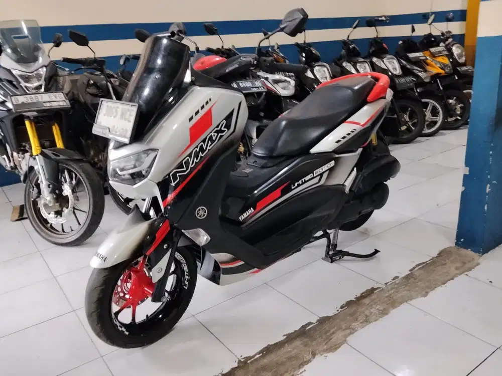JUAL YAMAHA NMAX NEW 2023 KEYLESS MULUS