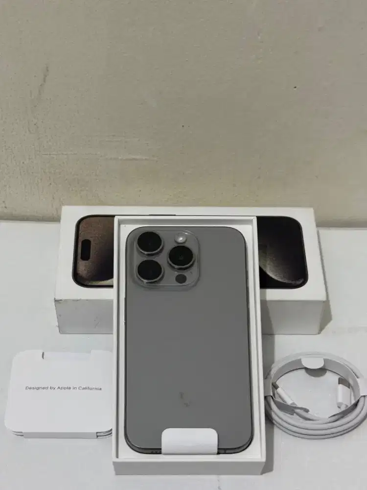 Iphone 15 pro 128Gb iBox