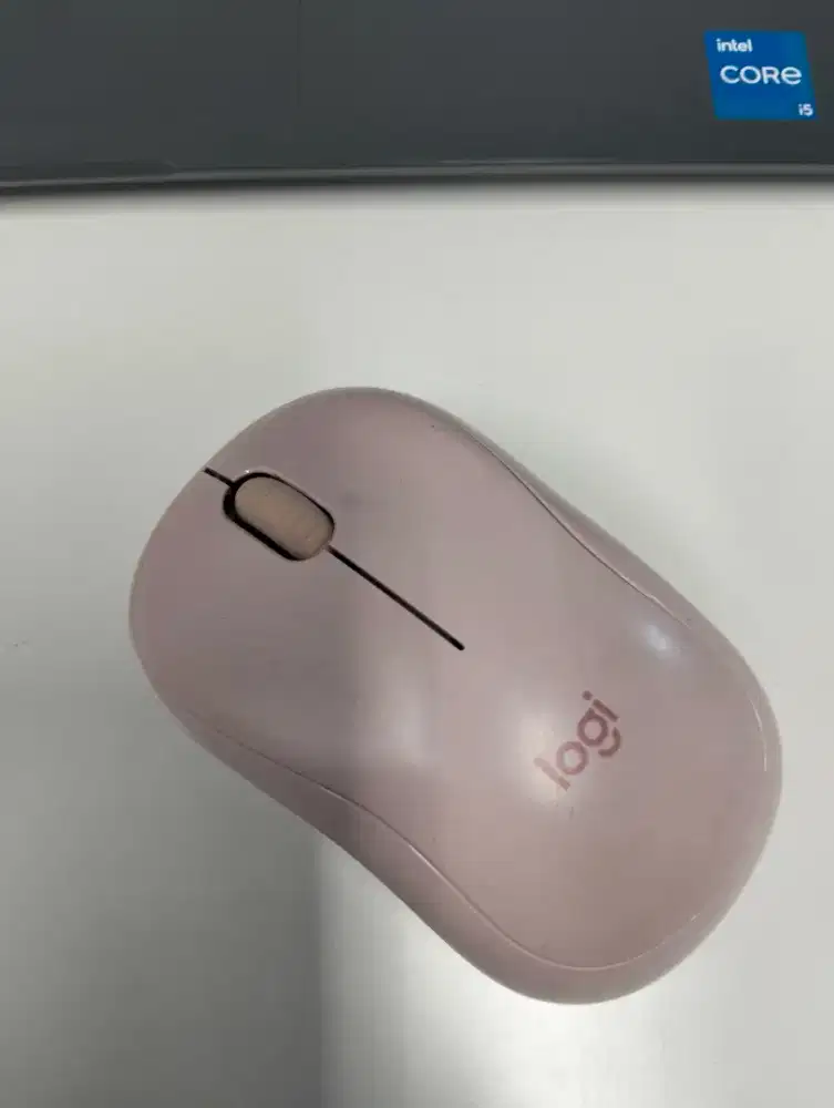 Mouse logitec warna pink