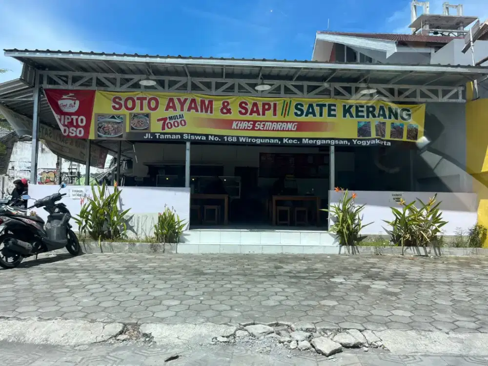 Dibutuhkan karyawan tempat makan punya basic memasak