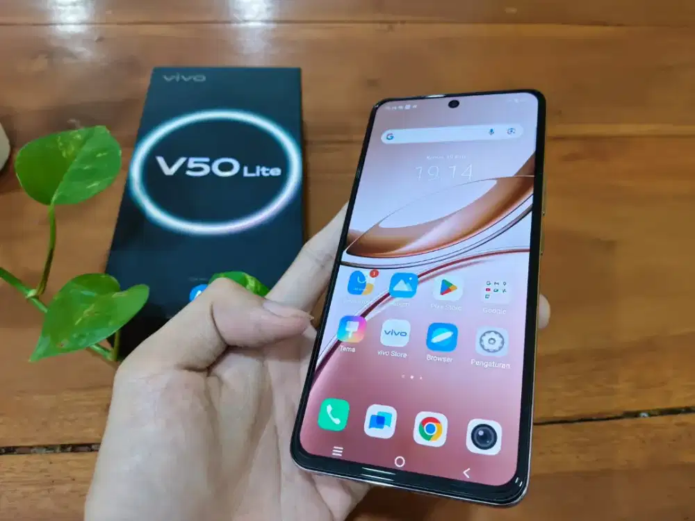 Vivo V50 Lite 8/128 second mulus pemakaian pribadi