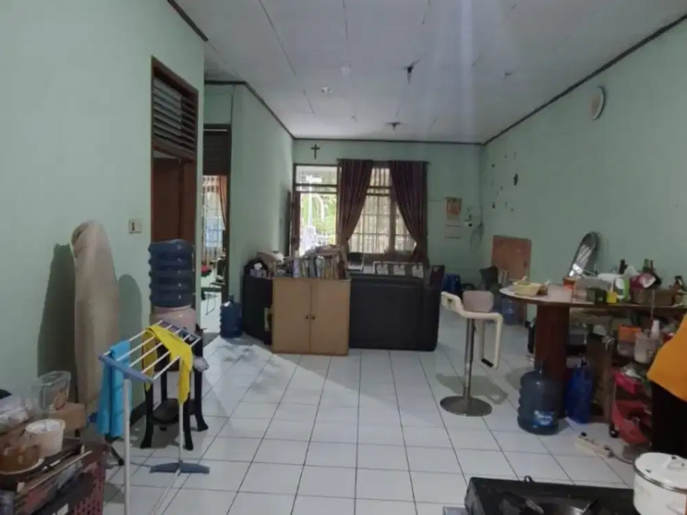 Murah Rumah Strategis di Taman Holis Indah