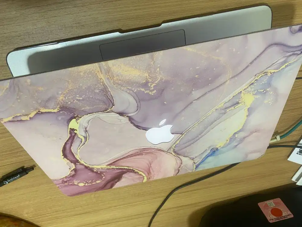 JUAL MacBook Air 2015 13 Storage 128GB RAM 8GB