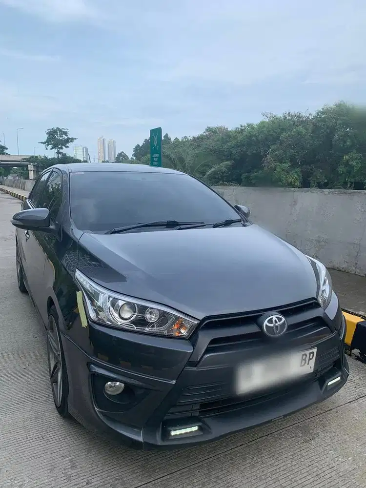 DIJUAL YARIS TRD SPORTIVO 2014 PEMAKAIAN PRIBADI