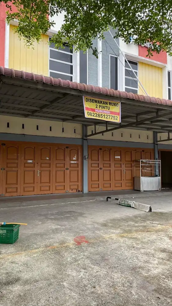 Disewakan ruko 2 lantai