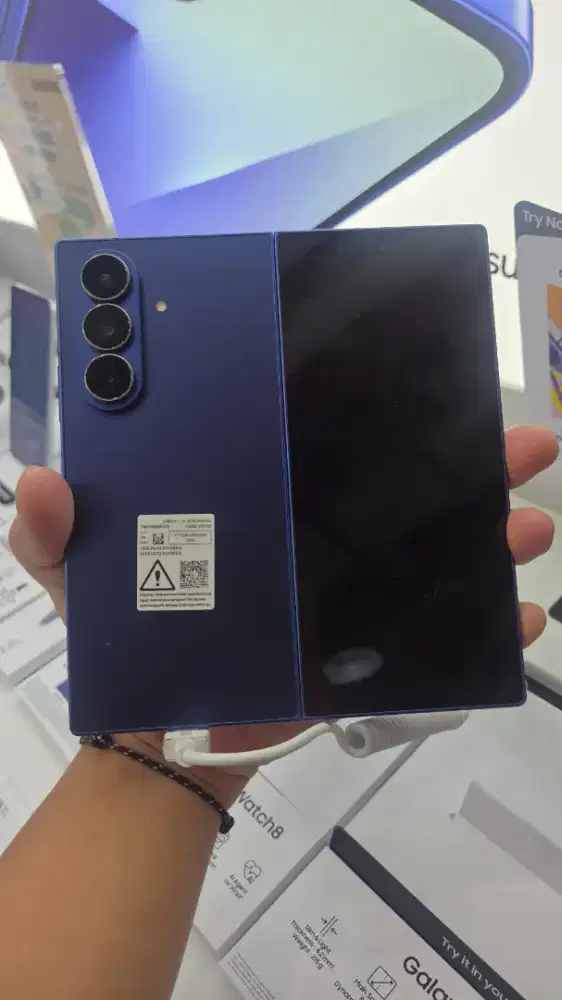 Samsung galaxy Zfold7 12/256 bisa cicilan dan tukar tambah