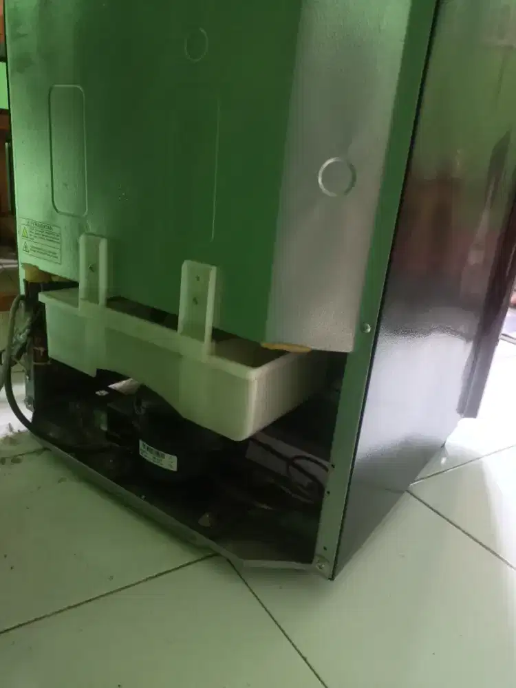 Kulkas Sharp 2 pintu