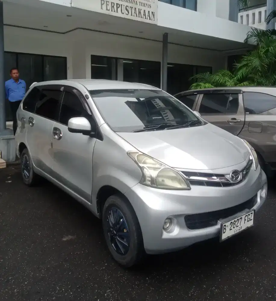 Daihatsu New Xenia R 1.3 Th.2012