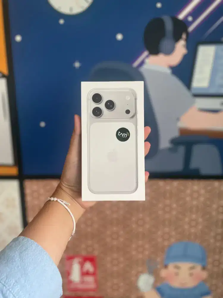 BNIB IPHONE 17 PRO 256GB SILVER (GARANSI RESMI 1 TAHUN)