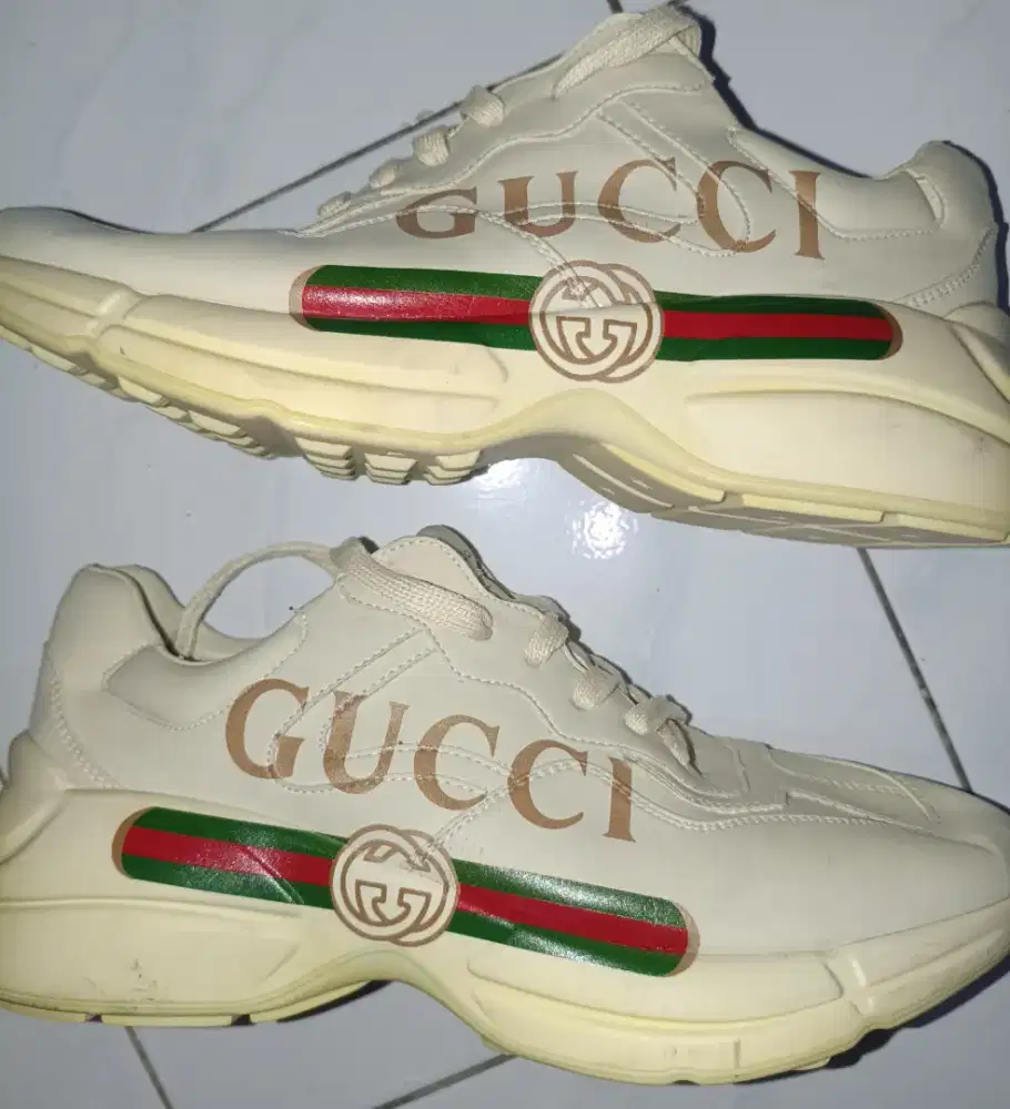 Sepatu gucci Italy size 44 insole insole 28cm