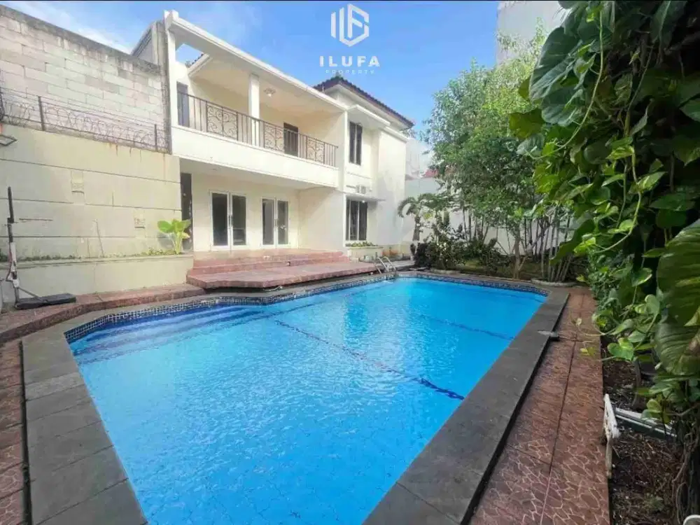 disewakan rumah bisa untuk kantor dan hunian lokasi strategis kemang