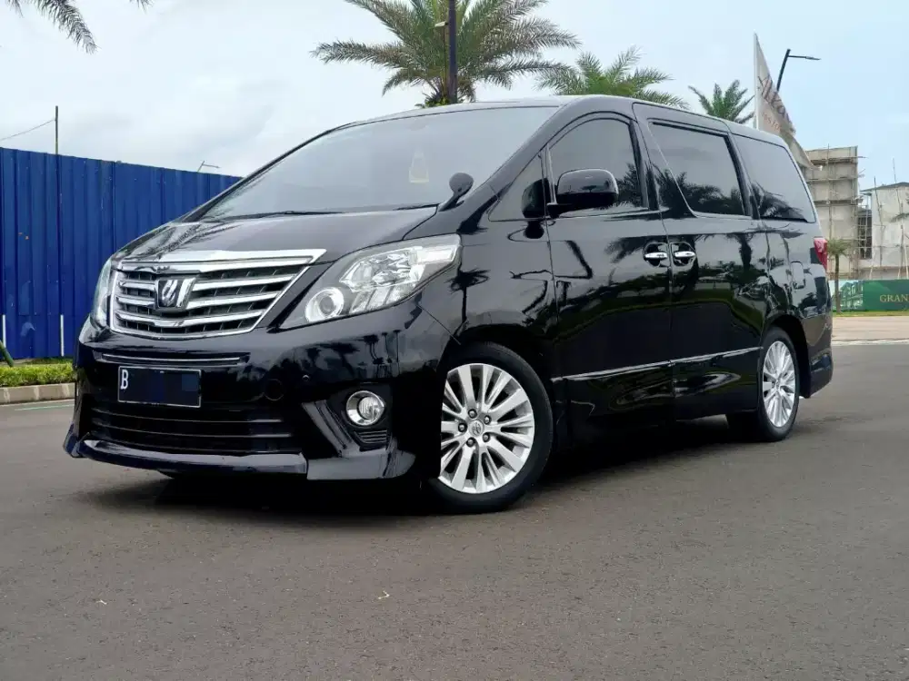 Toyota Alphard 2.4 S Matic 2013 Hitam
