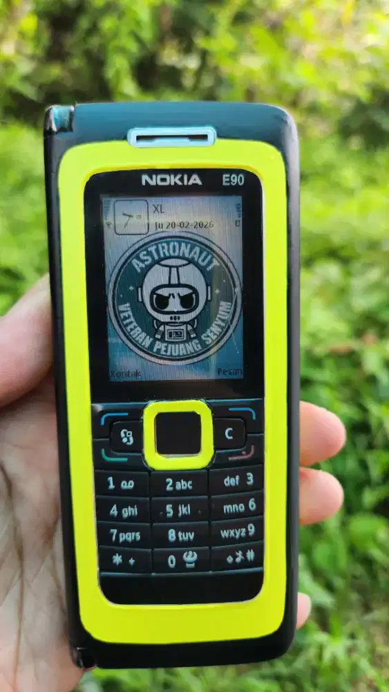Nokia E90 comunikator