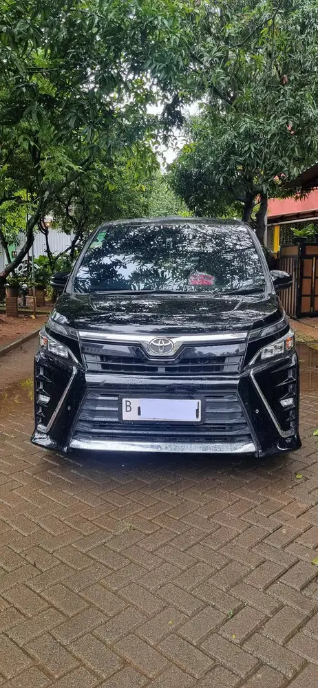 Toyota Voxy 2018 Bensin