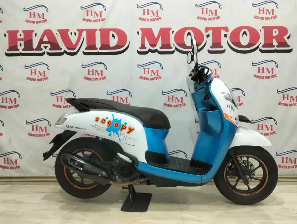 SCOOPY Fashion, Mulus, Istimewa, Lengkap, Terawat