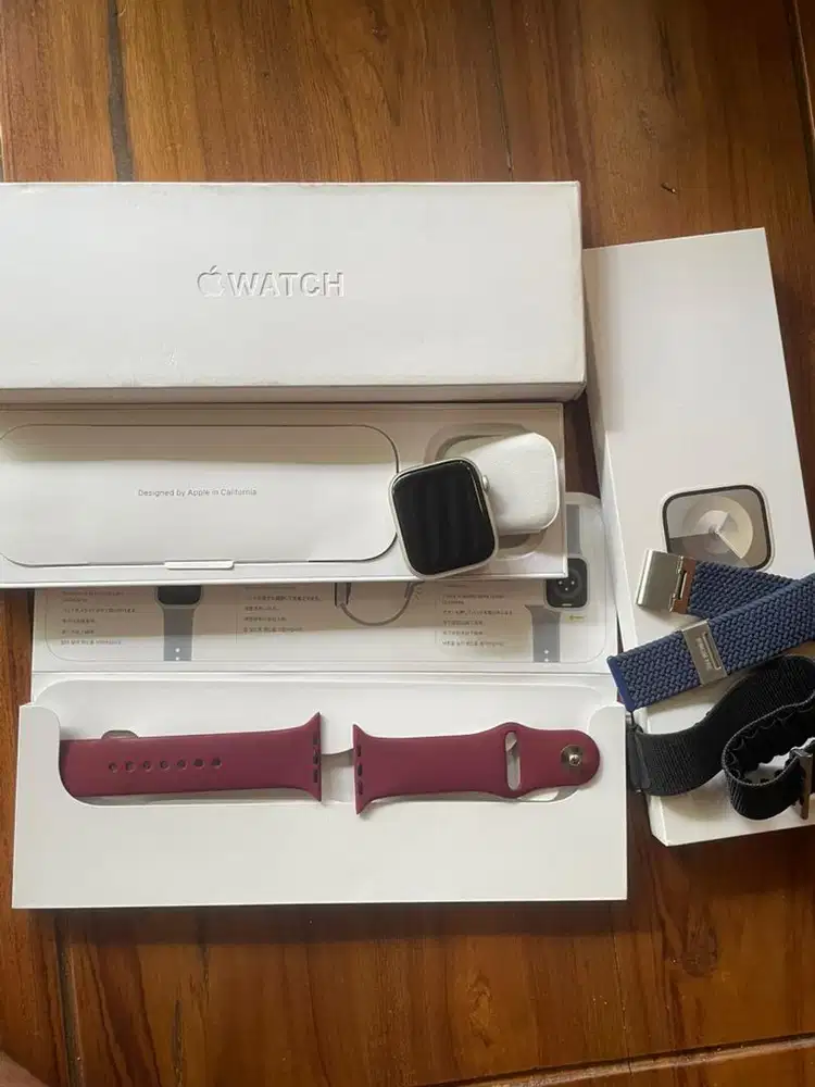 Apple watch series 9 45mm starlight