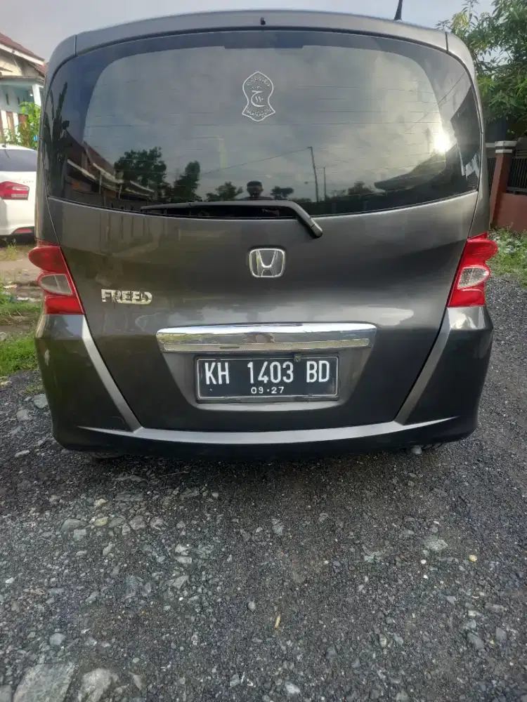 Mobil honda fred