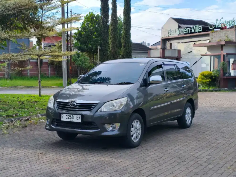 Dp 18 JT Toyota kijang Innova E 2,0 MT 2012