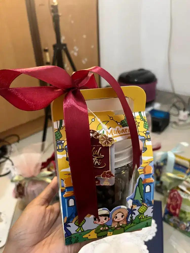 Baru hampers cantik lebaran size 600ml