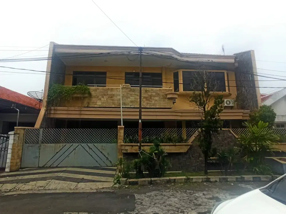 SUPER MURAH! DIJUAL RUMAH MEWAH SIAP HUNI DHARMAHUSADA INDAH UTARA!